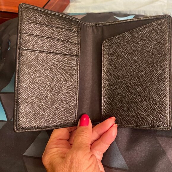 Coach Wallet  CC - Picture 9 of 11